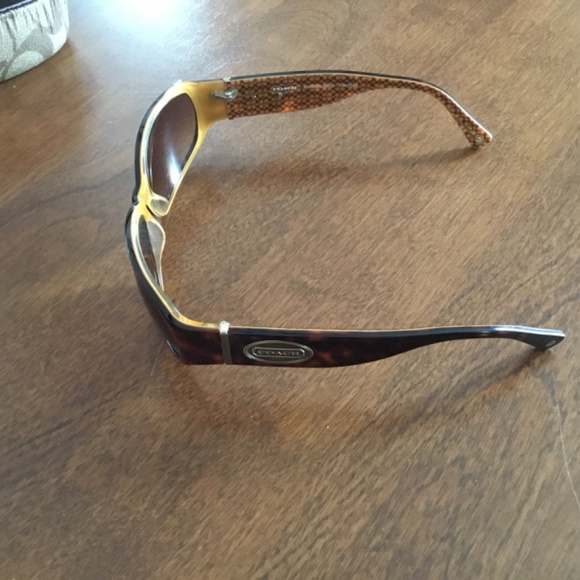 Coach Tortoise sunglasses women - Picture 3 of 4